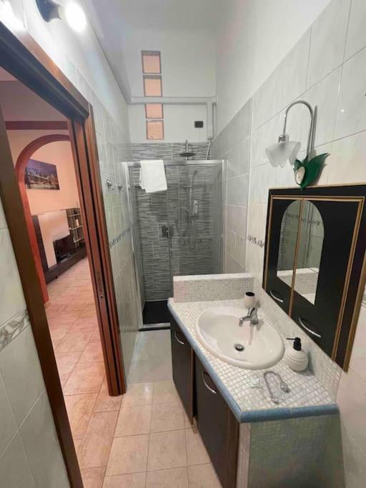 Casa Vacanze Sma93 Lägenhet Monza Exteriör bild